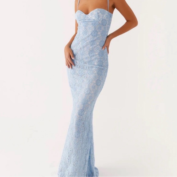 Peppermayo Elegant Blue Lace Women’s Dress. Size 6. worn once - Picture 2 of 4